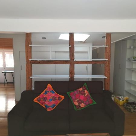 Impresionante Apartamento En Malasana Madrid Exterior photo